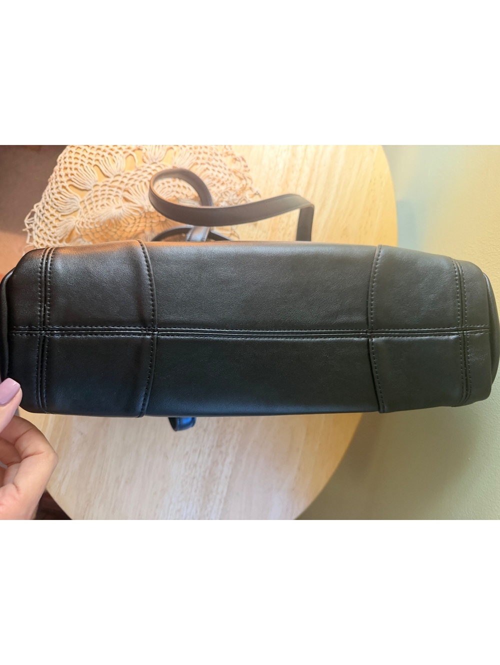 JW PEI Yvette Elongated Tote Bag Vegan Leather Black with Gold Hardware - Picture 5 of 5